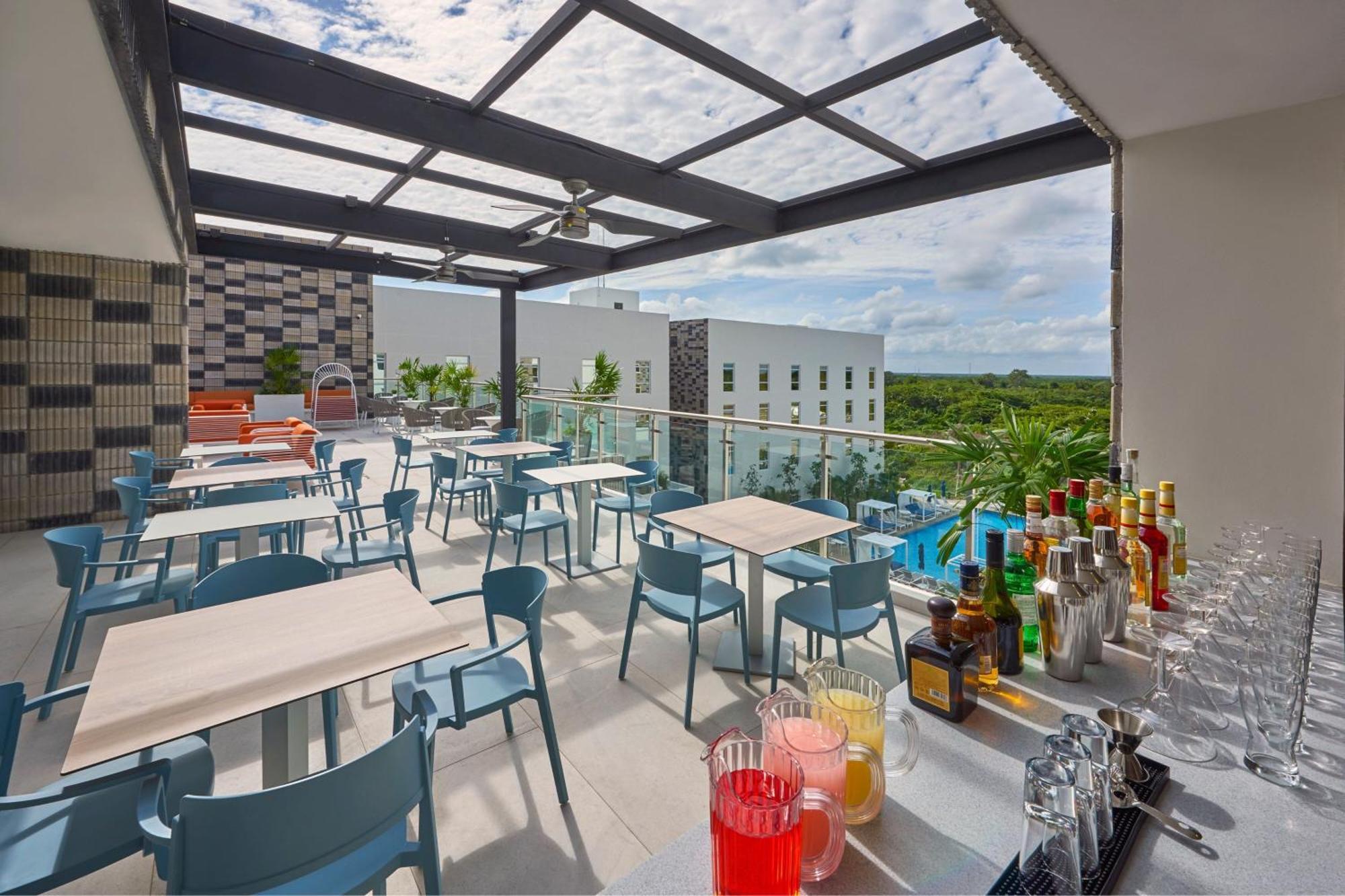 City Express Plus By Marriott Cancun Aeropuerto Riviera Εξωτερικό φωτογραφία