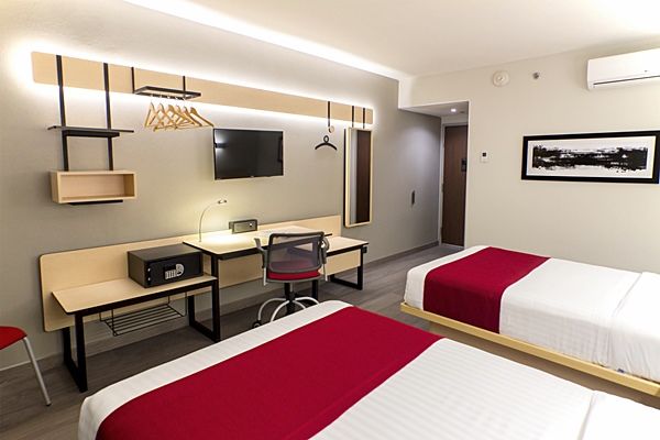 City Express Plus By Marriott Cancun Aeropuerto Riviera Εξωτερικό φωτογραφία